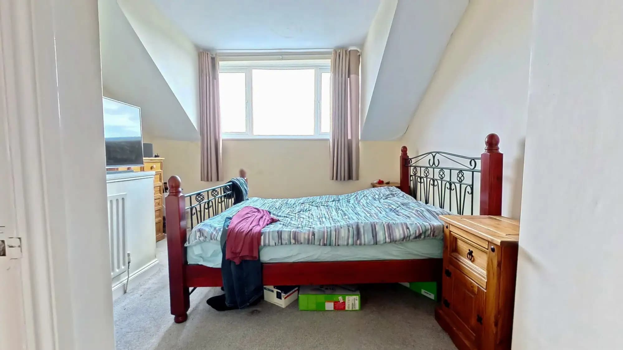 property photo 12 of 19