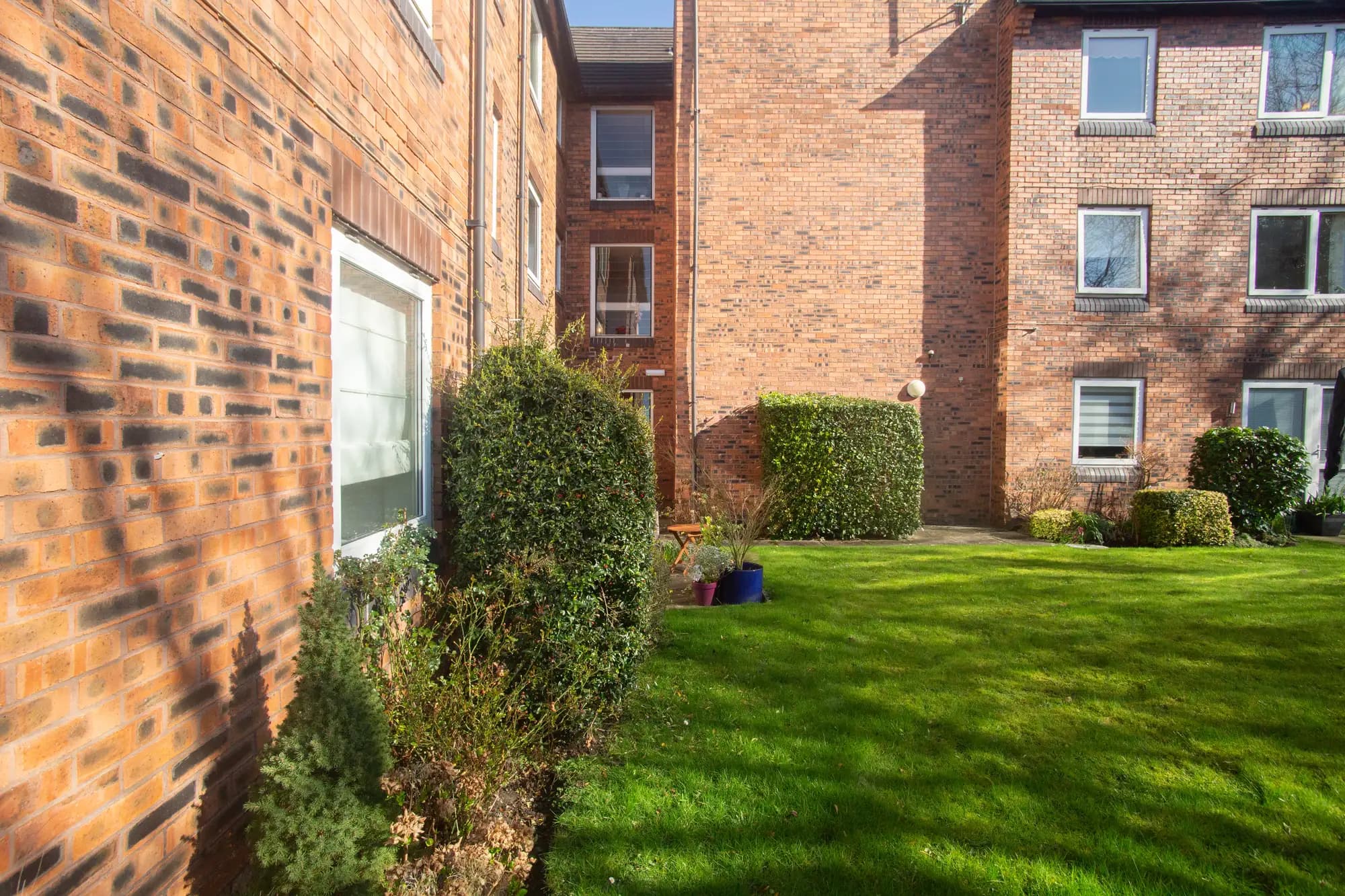 property photo 13 of 18