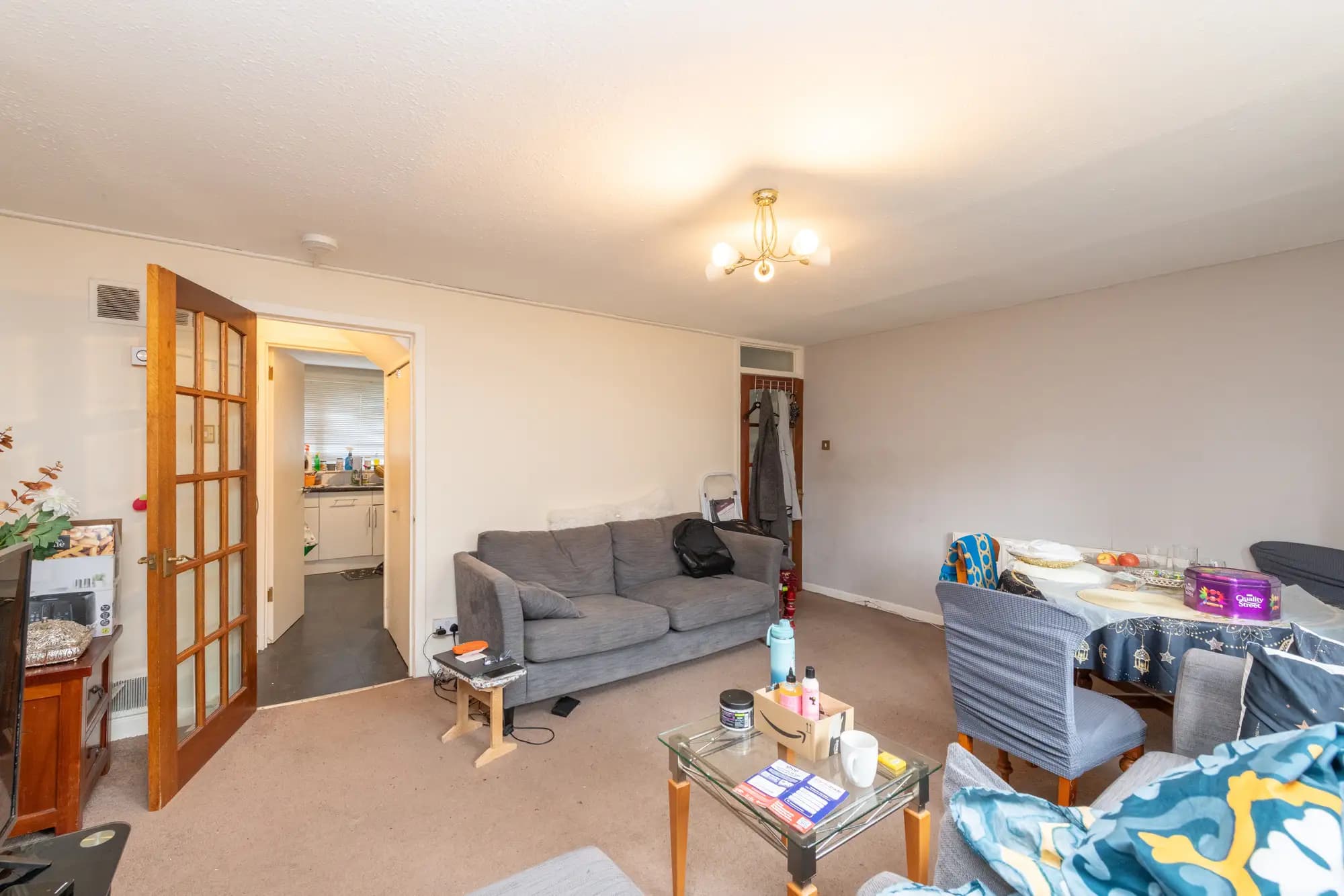 property photo 4 of 16