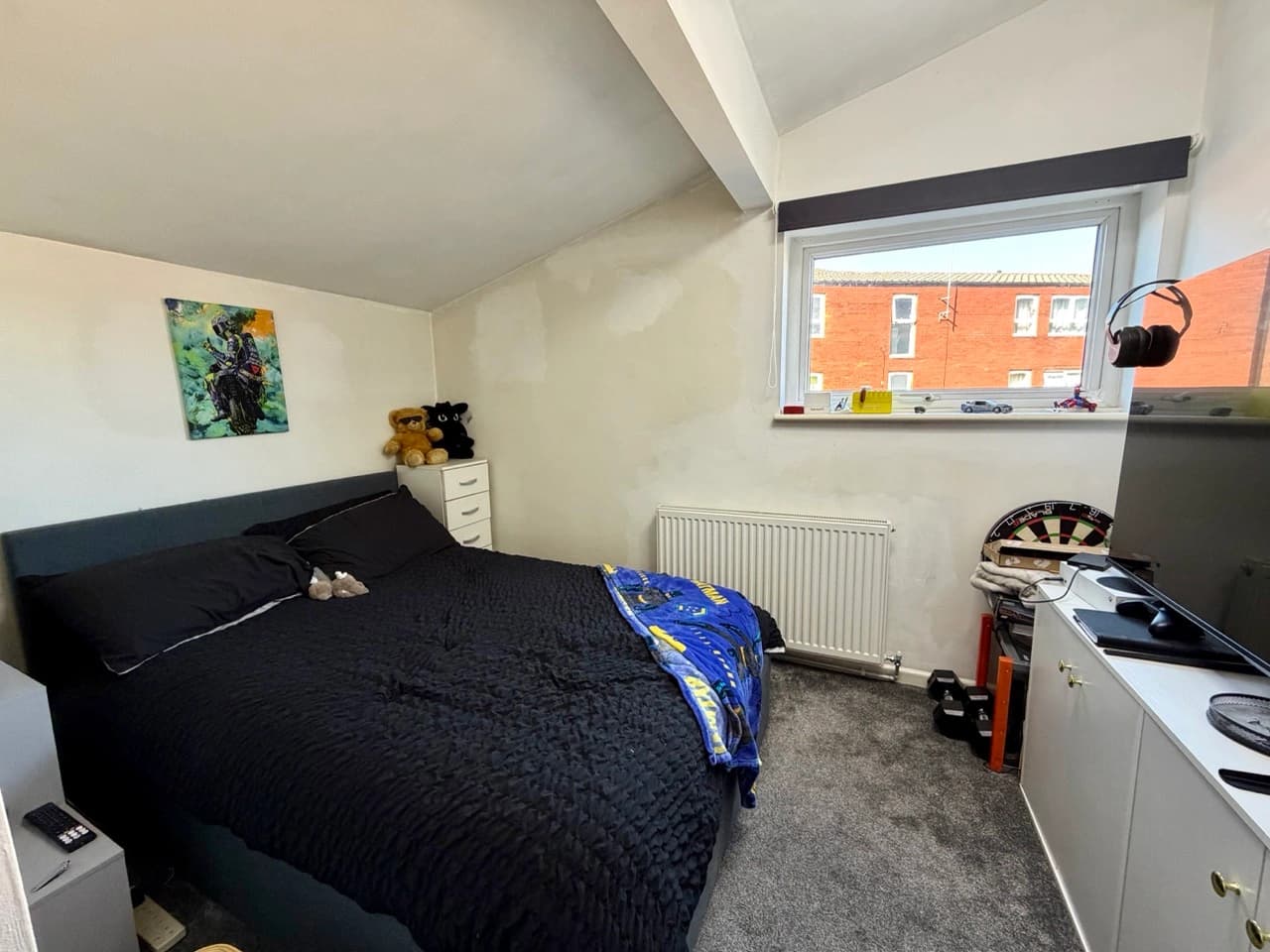 property photo 16 of 22