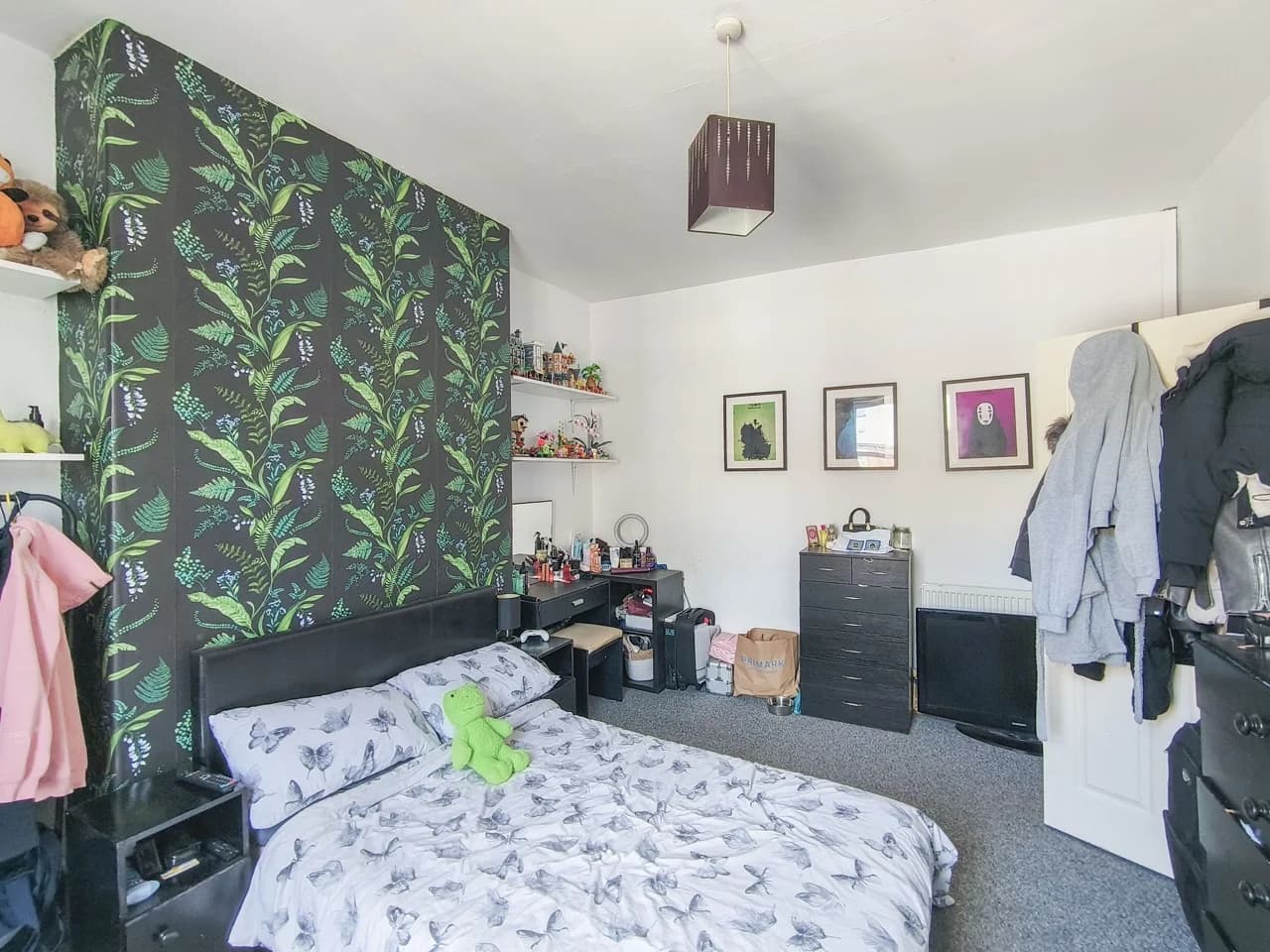 property photo 12 of 18