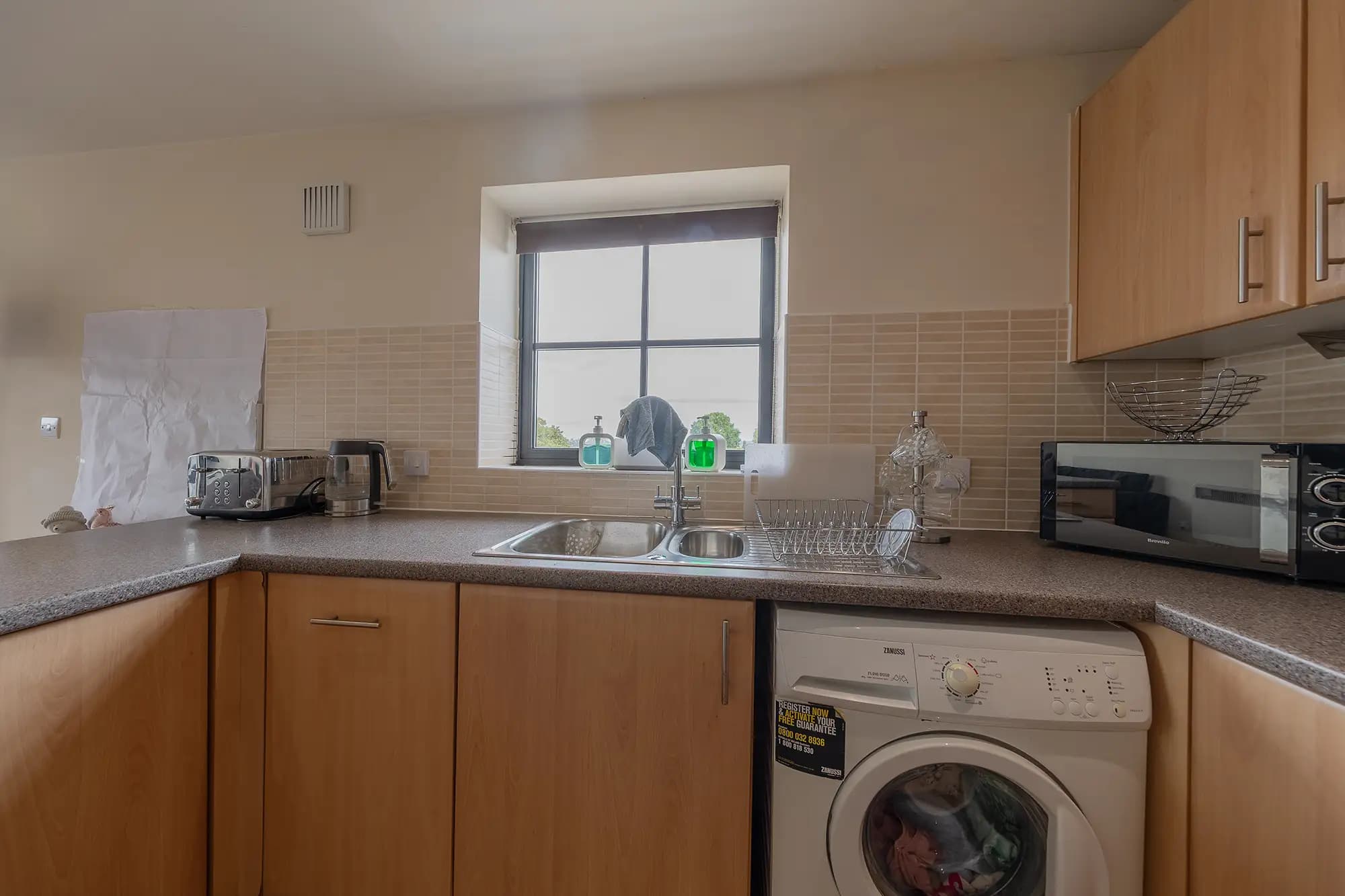 property photo 6 of 16