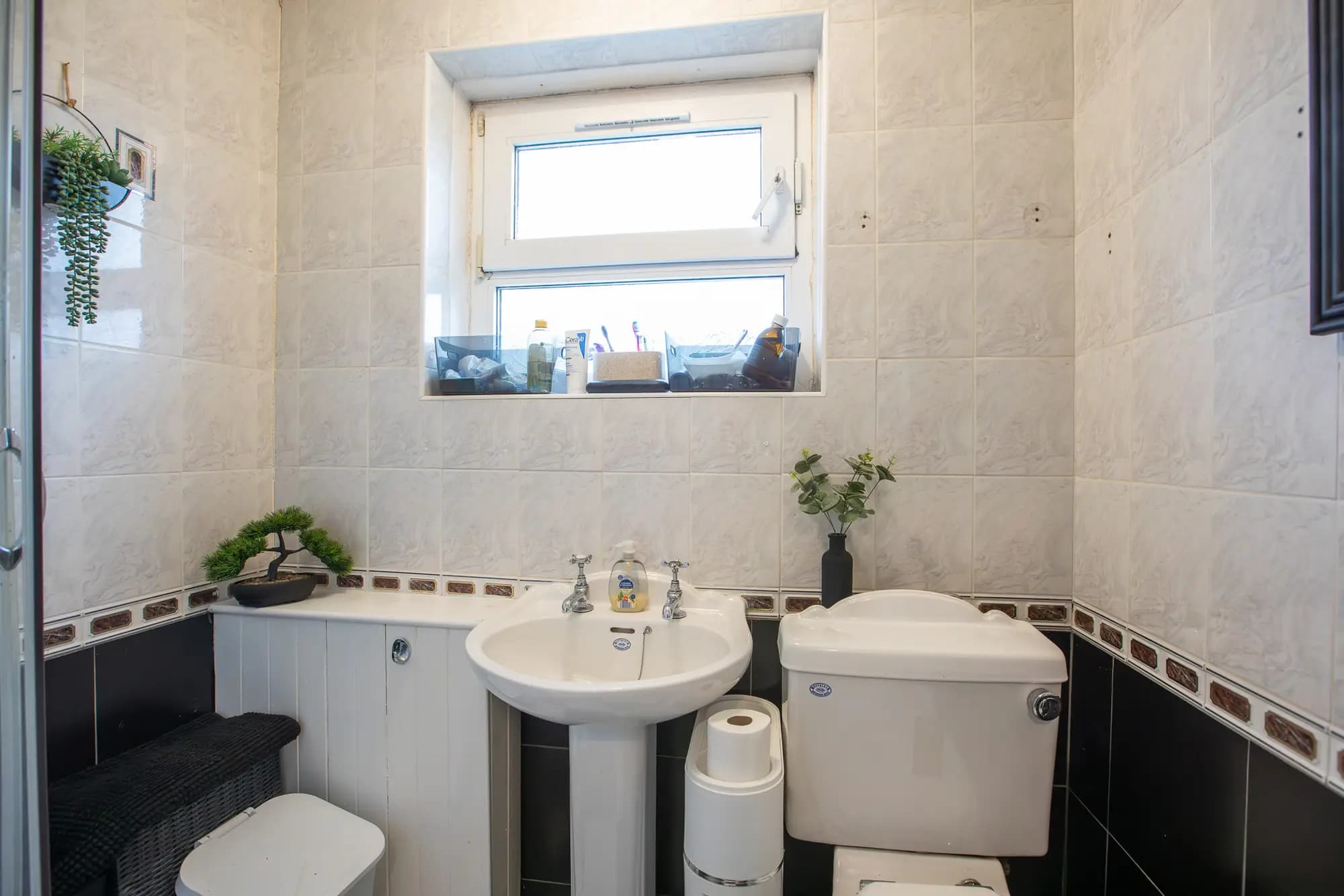 property photo 17 of 30