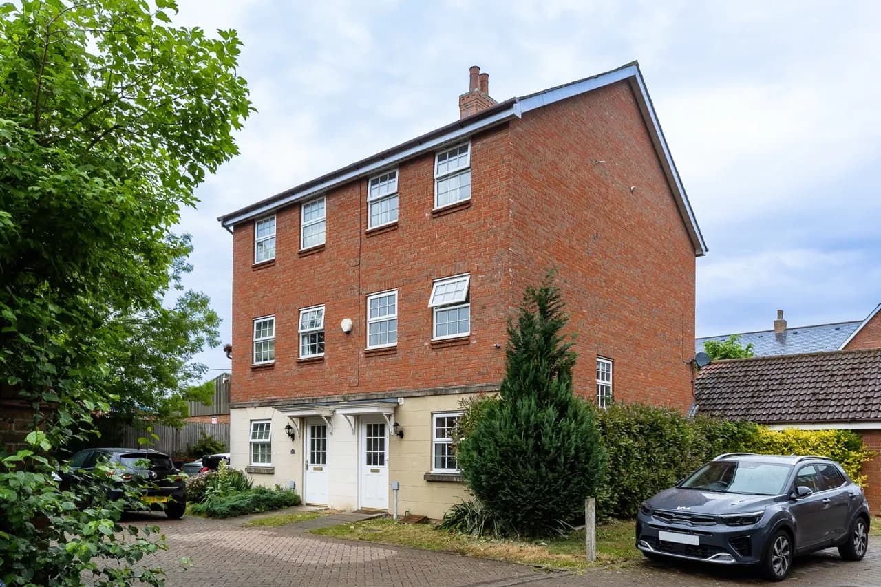 property photo 22 of 24