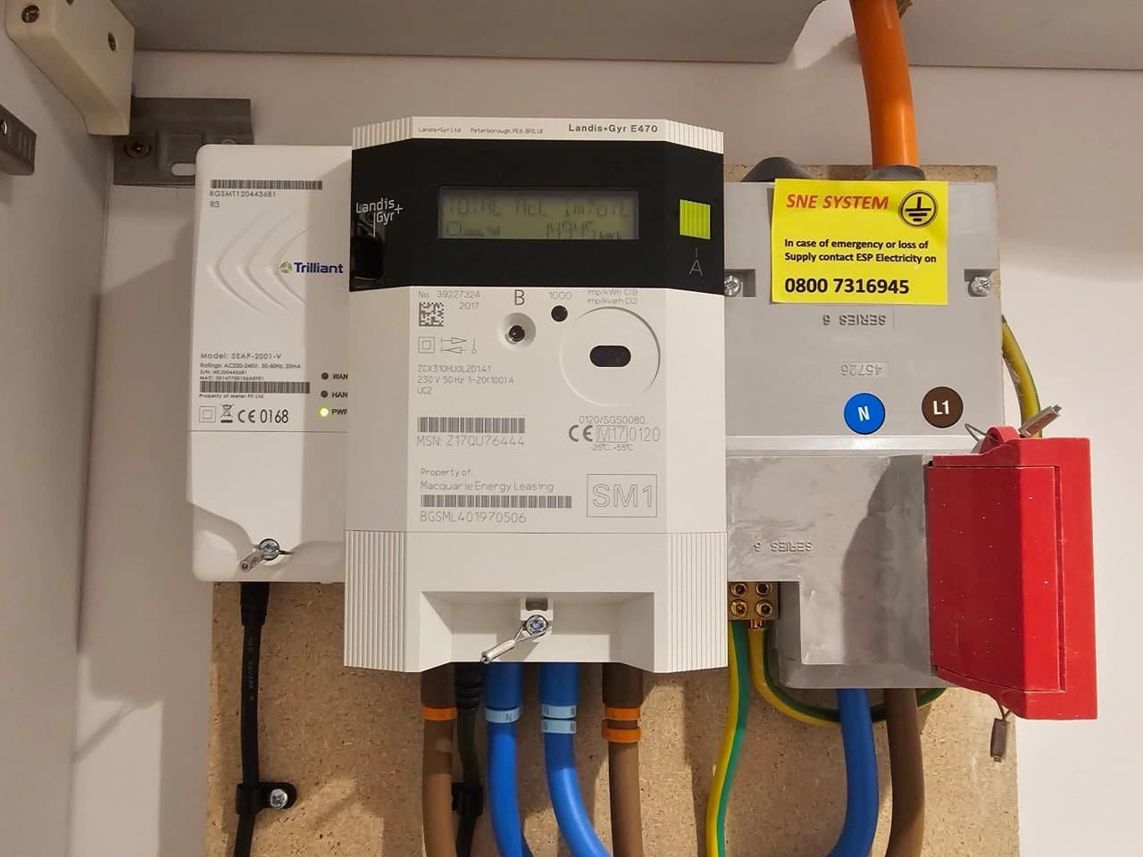 property photo 11 of 16