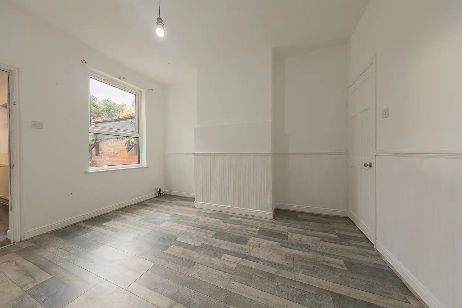 property photo 4 of 26