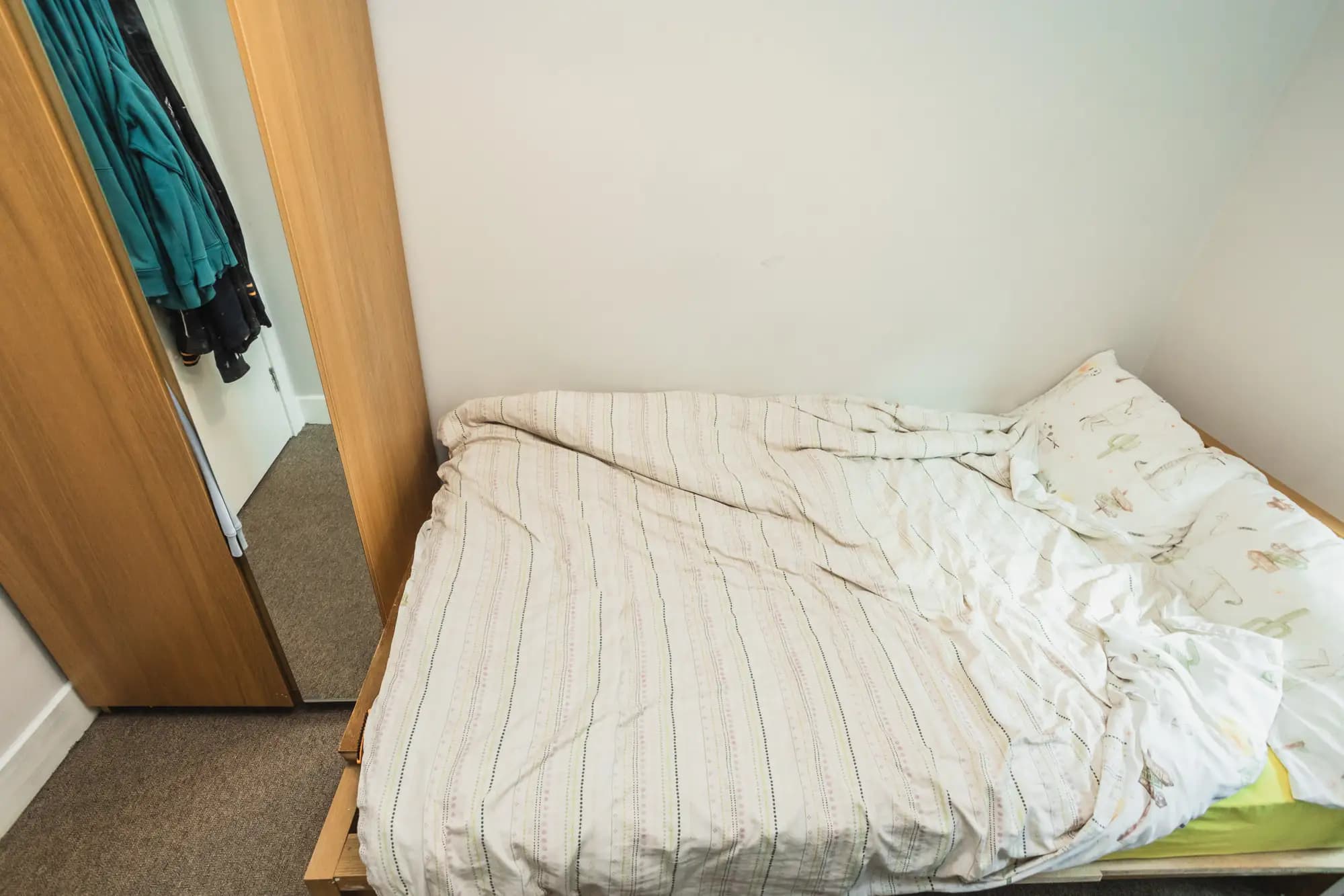 property photo 12 of 18