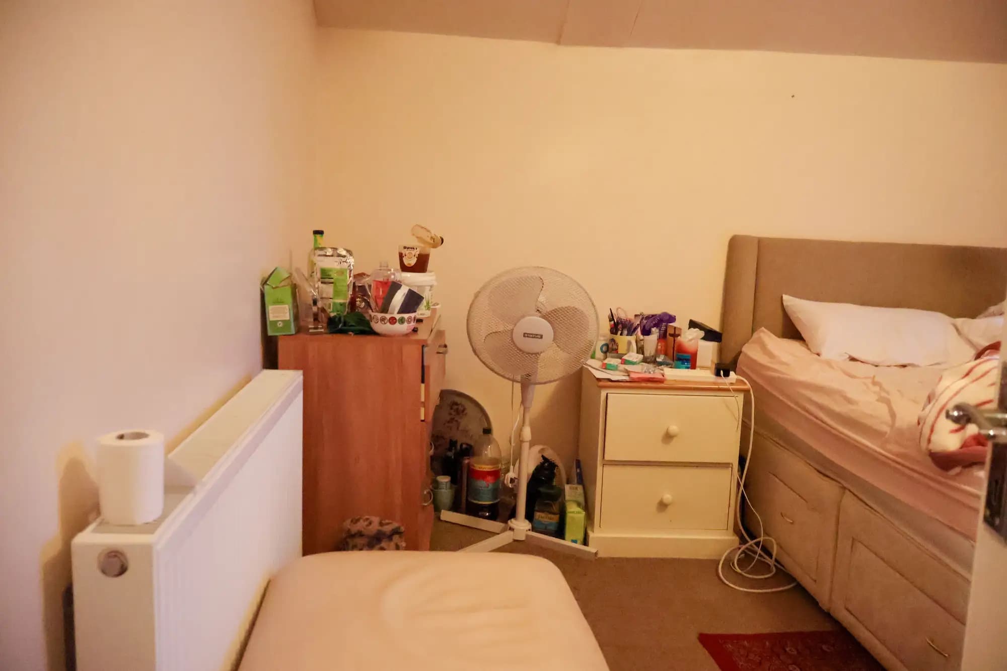 property photo 9 of 18