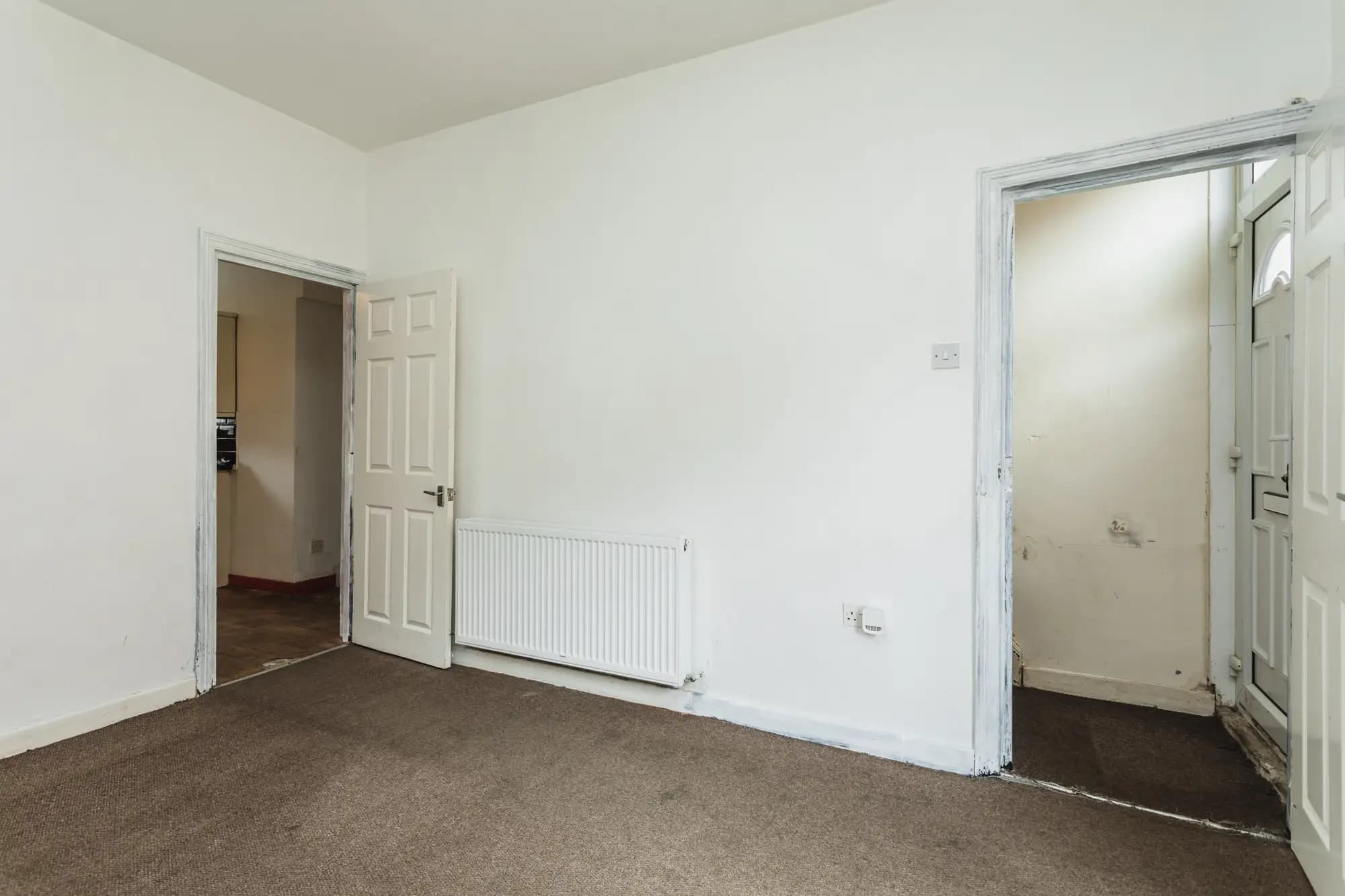 property photo 3 of 27
