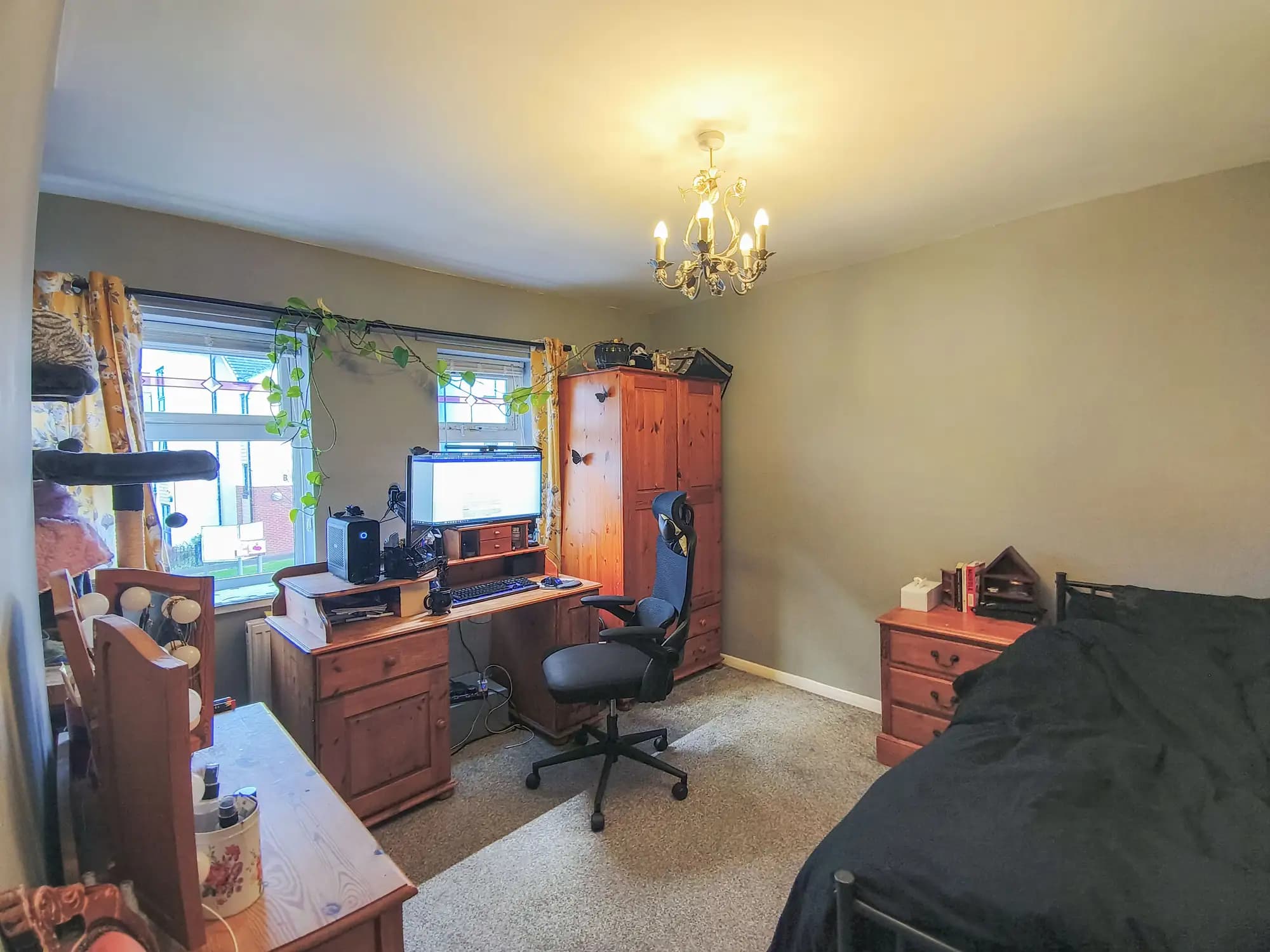 property photo 16 of 21