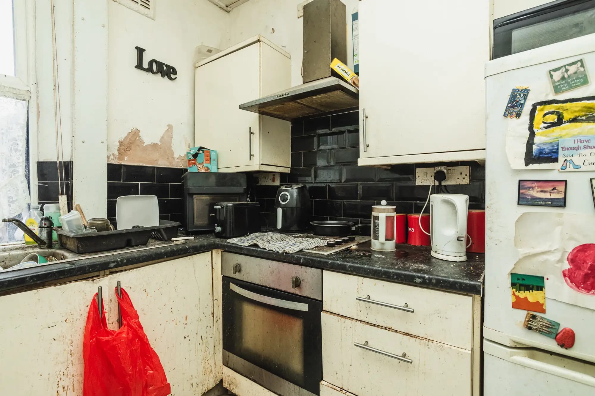 property photo 5 of 20