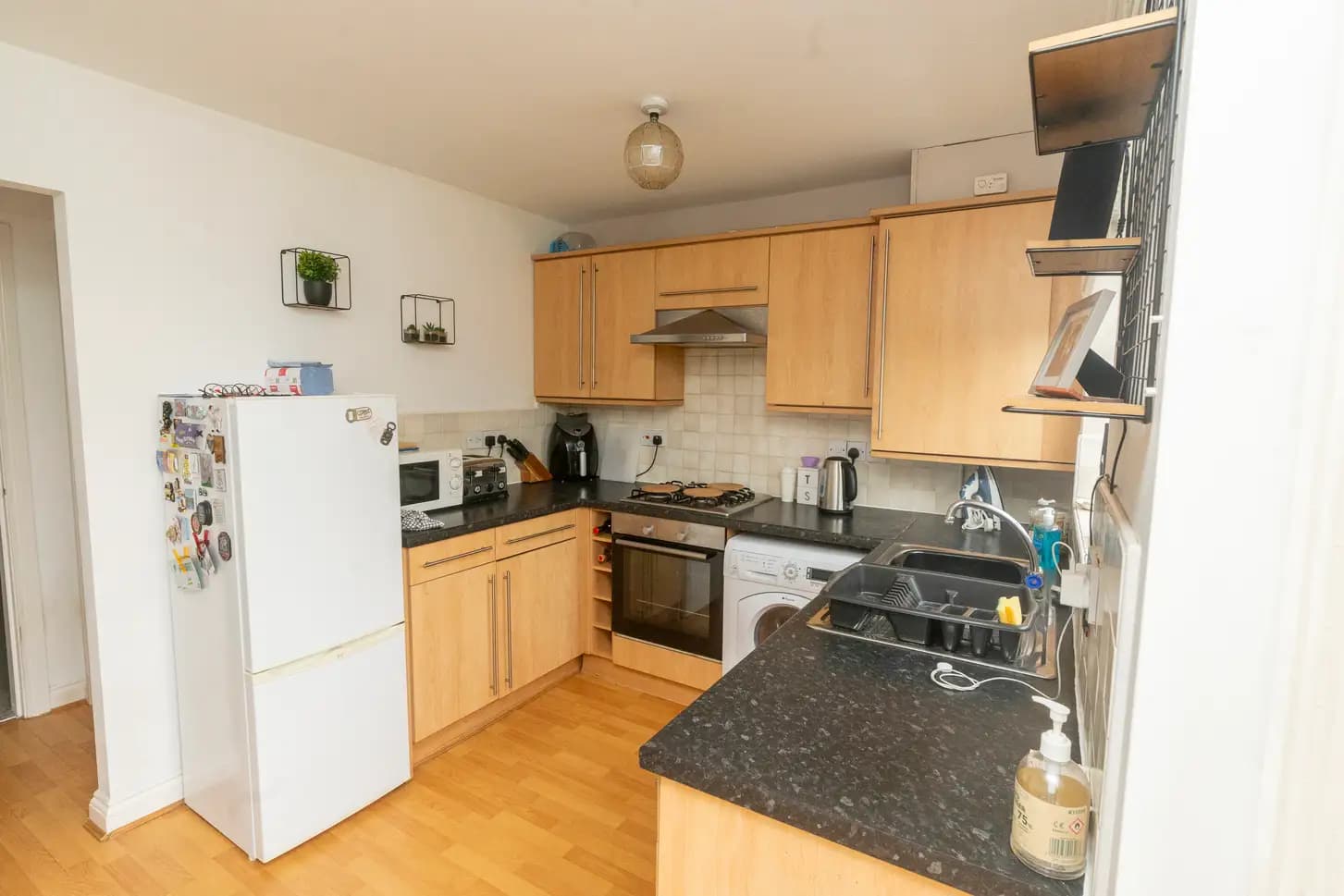 property photo 4 of 22