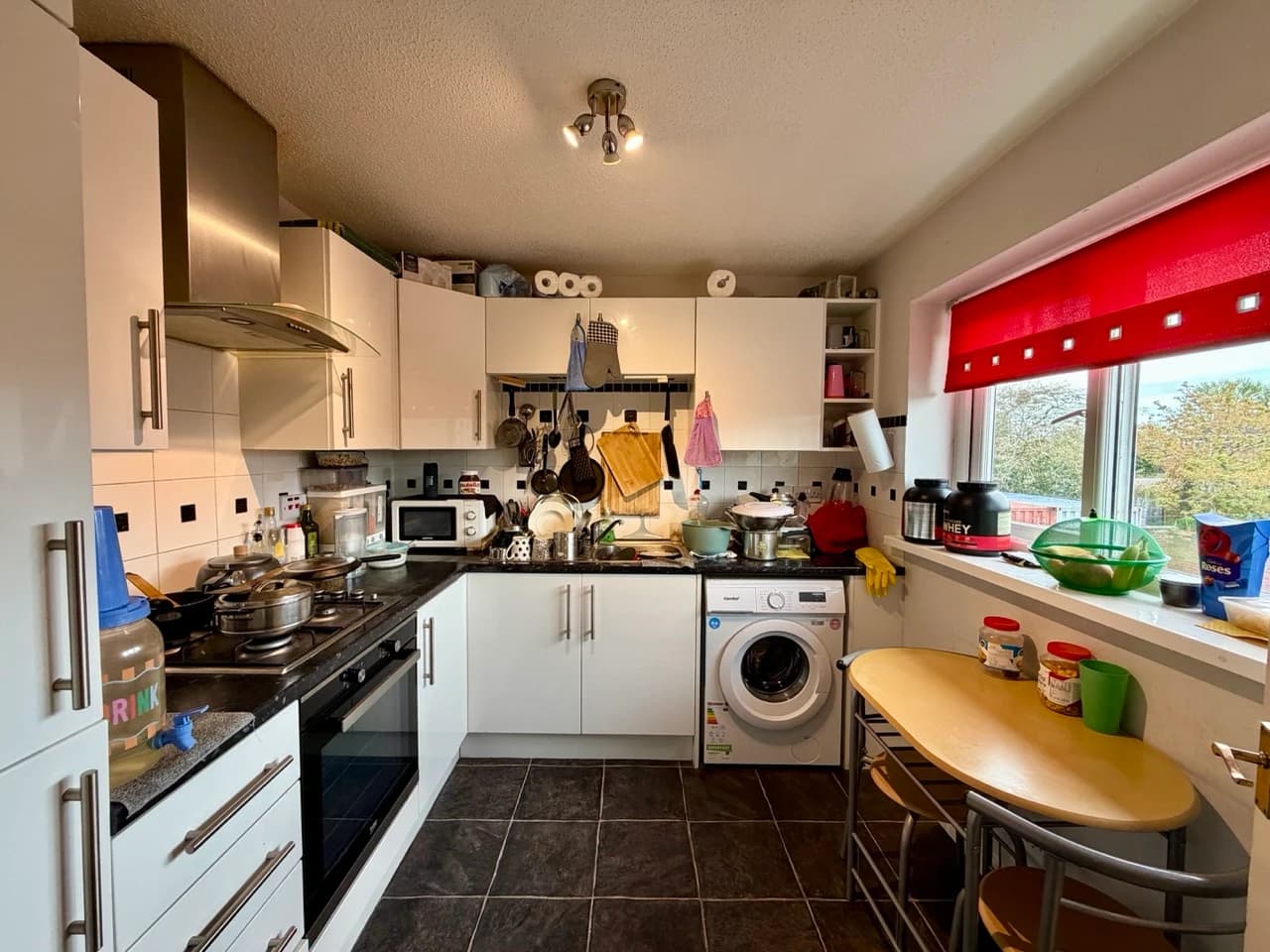 property photo 5 of 19