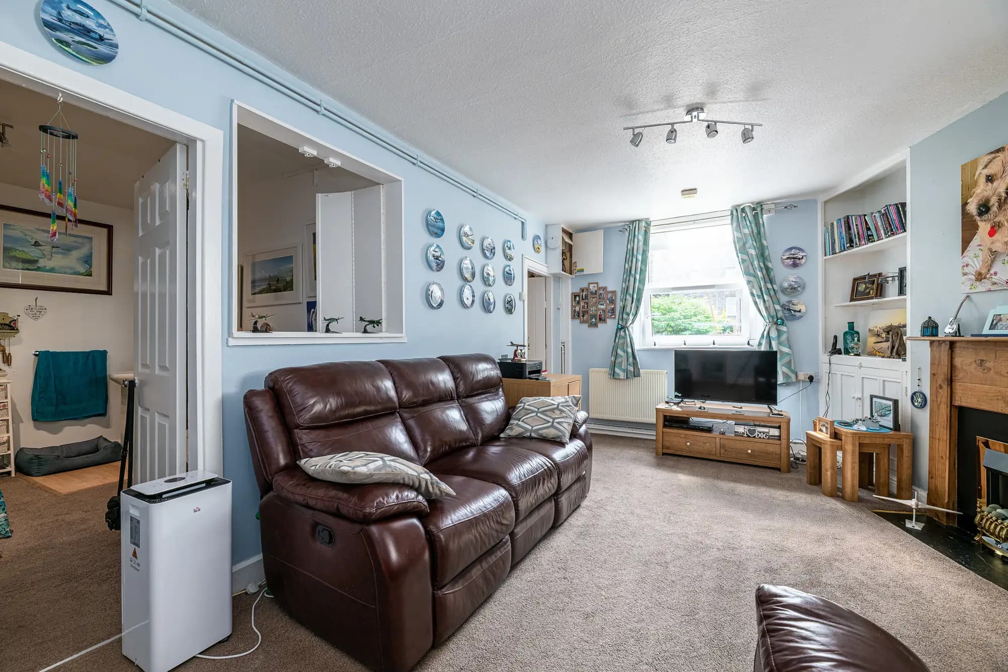 property photo 23 of 34