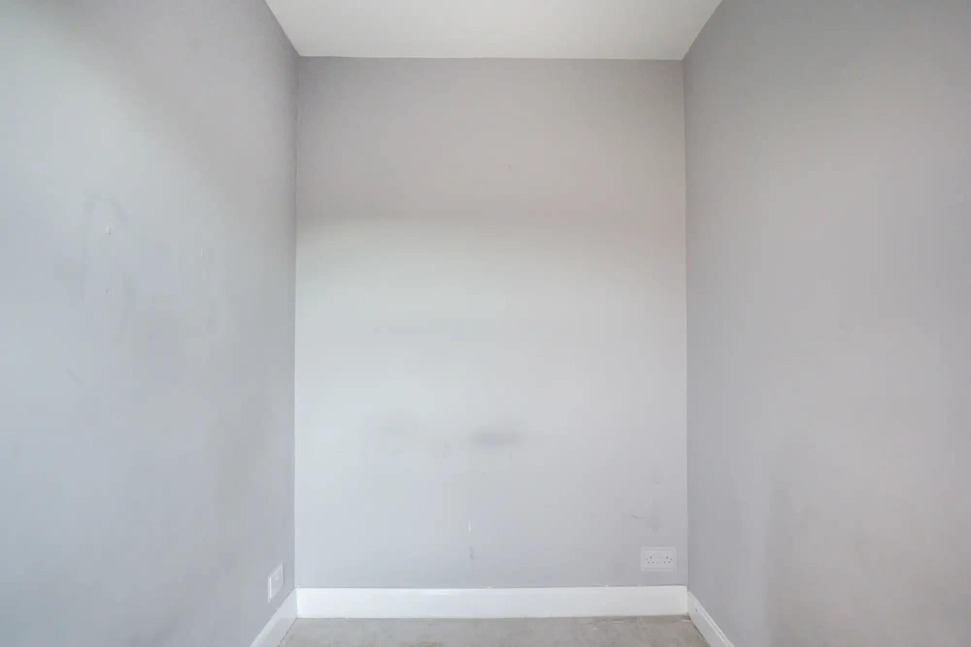 property photo 11 of 34