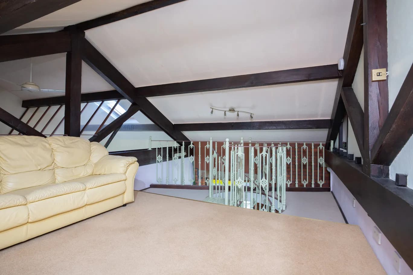 property photo 9 of 47
