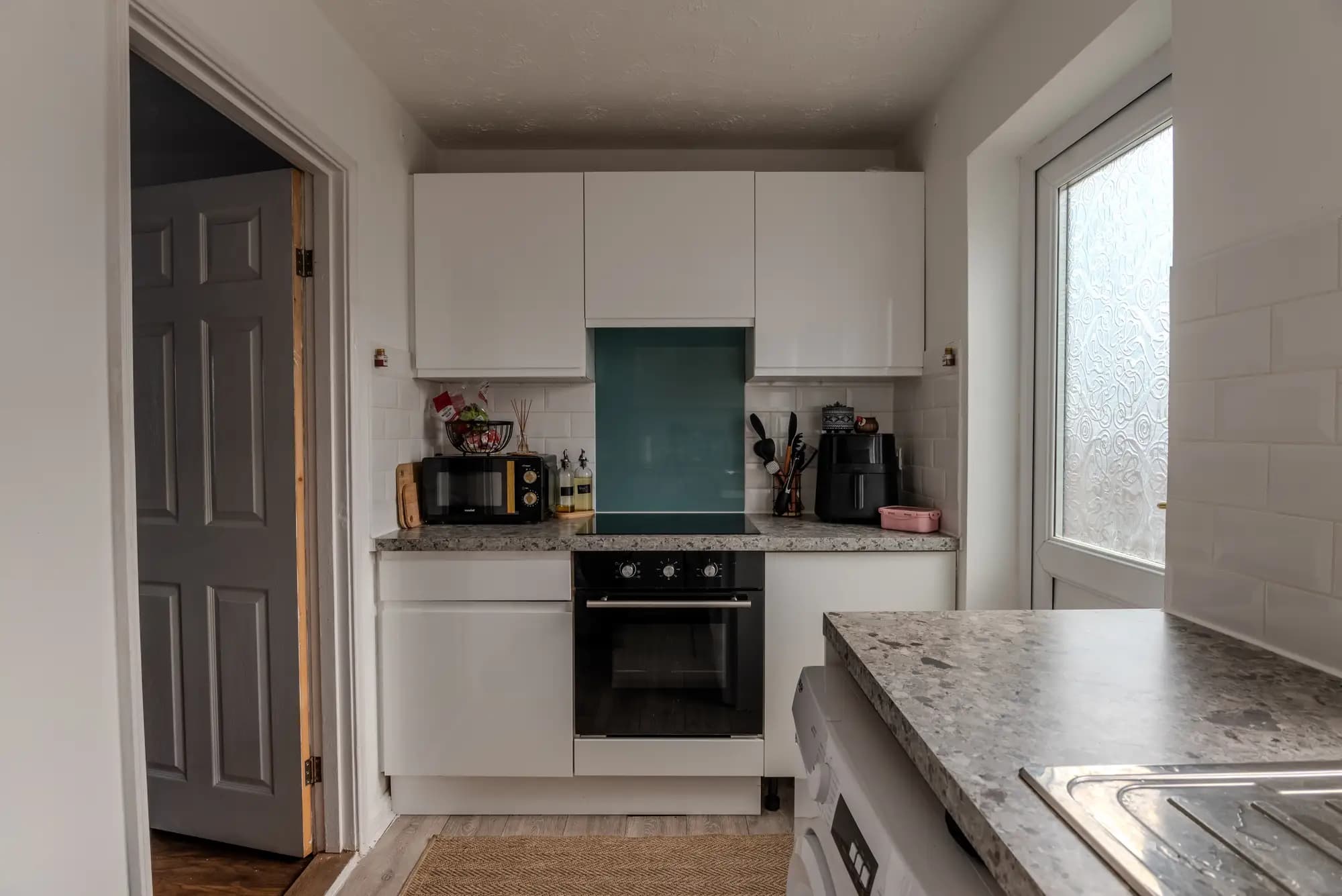 property photo 4 of 13