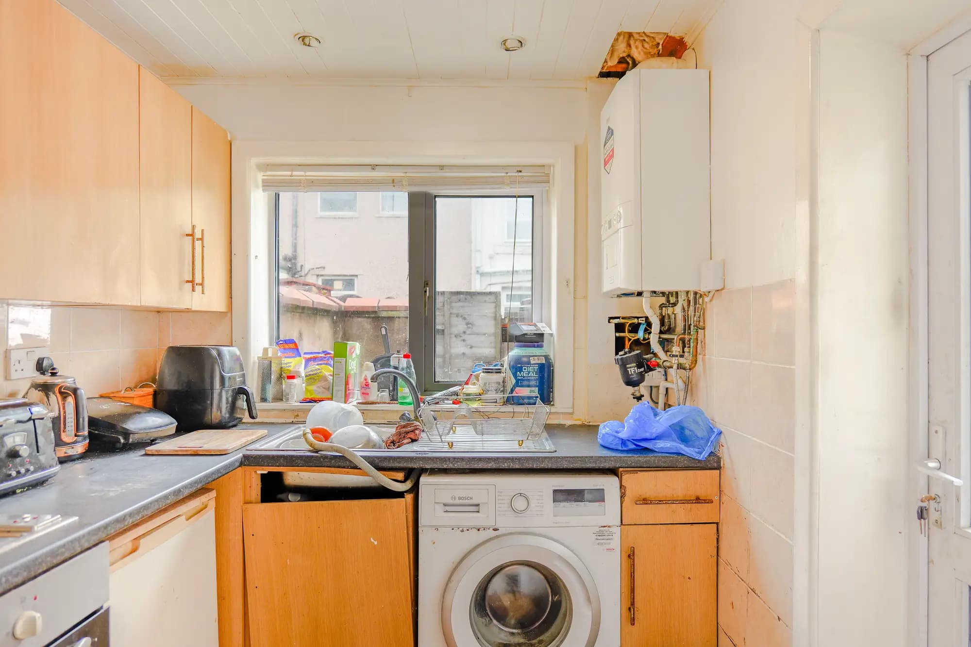 property photo 6 of 17