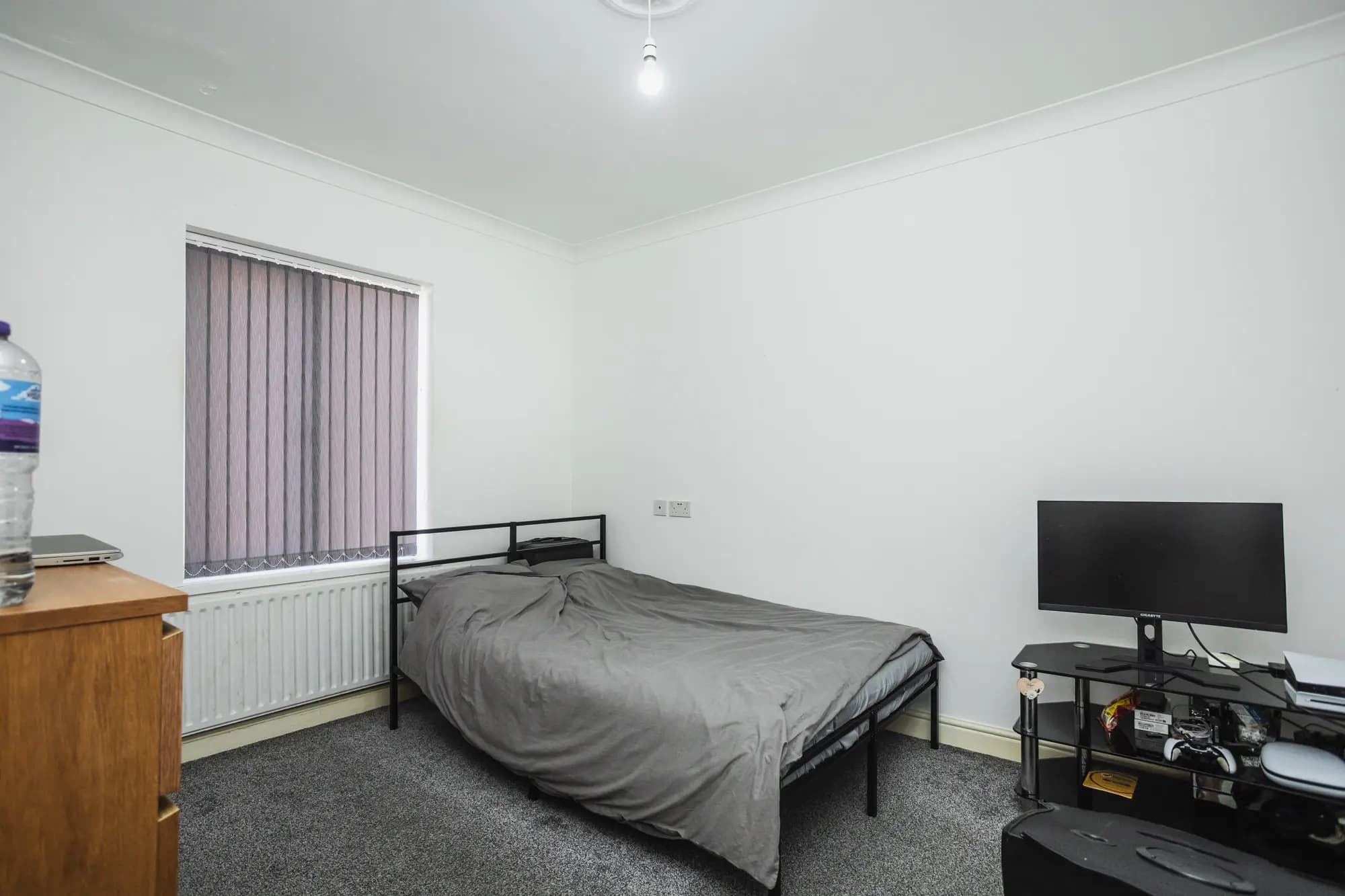property photo 11 of 28
