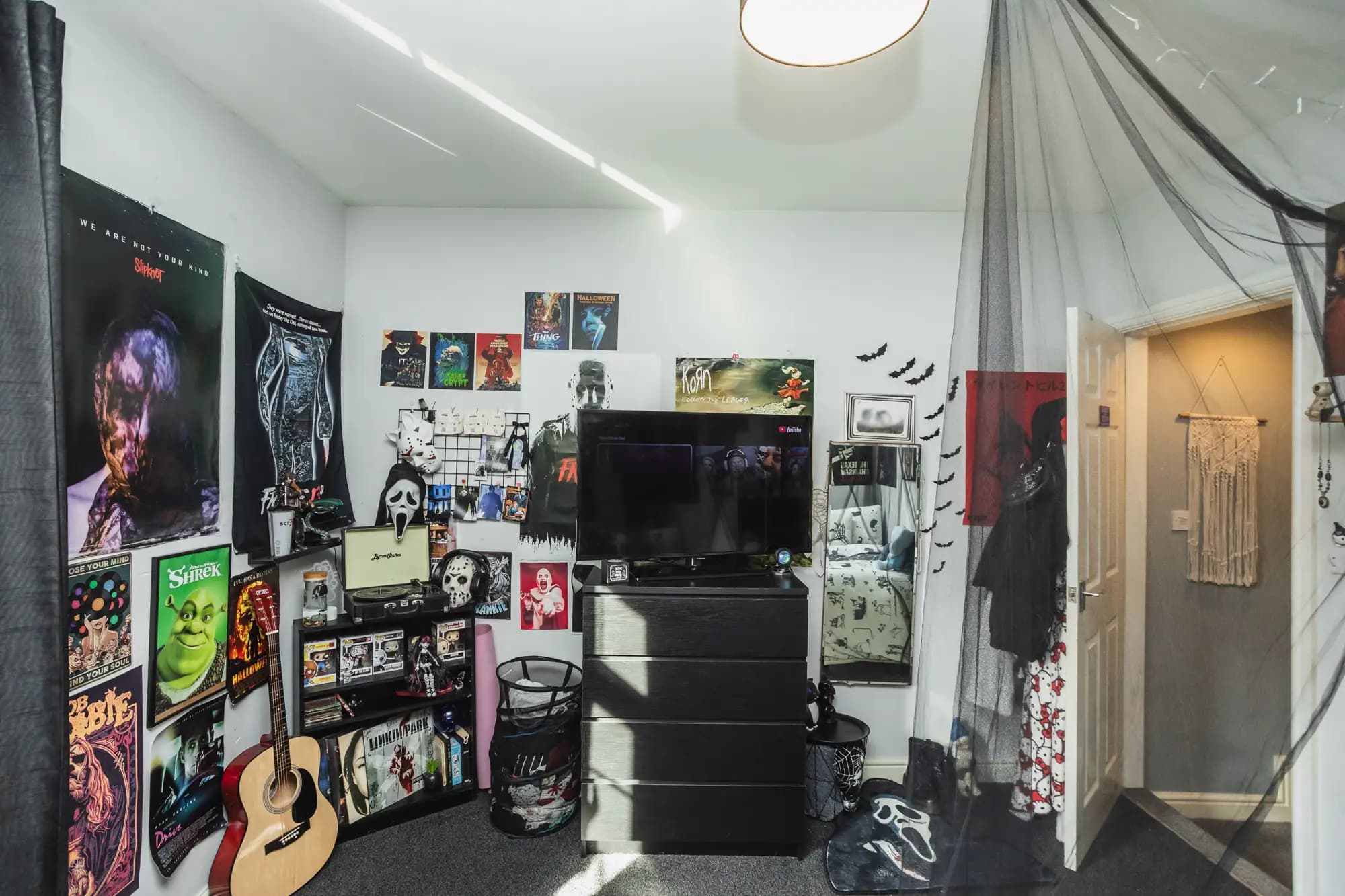 property photo 21 of 33