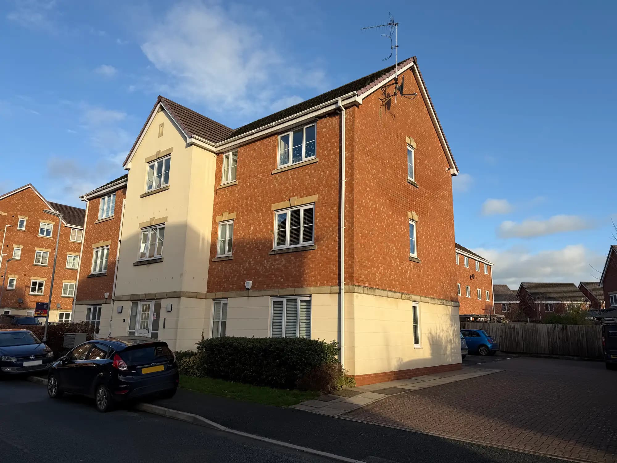 property photo 19 of 21