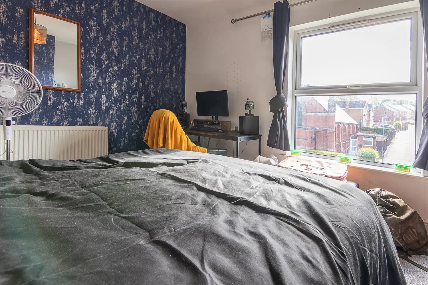 property photo 18 of 31
