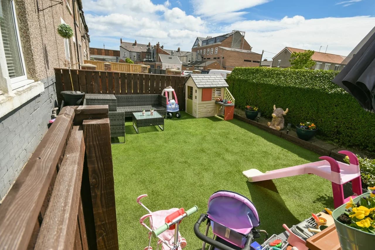 property photo 23 of 24