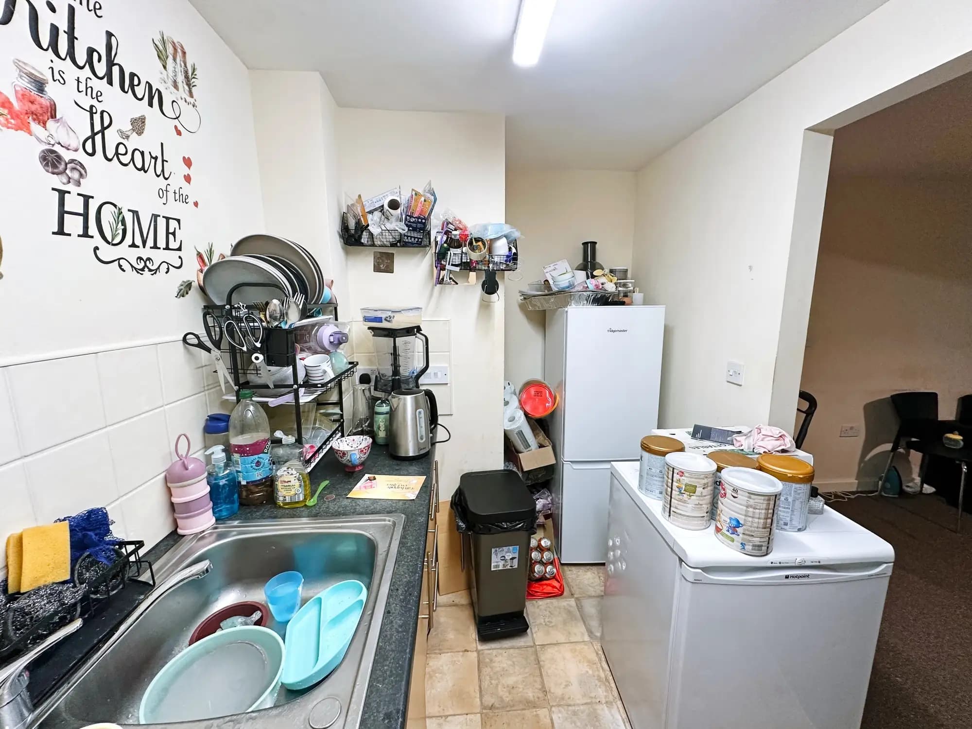 property photo 7 of 19