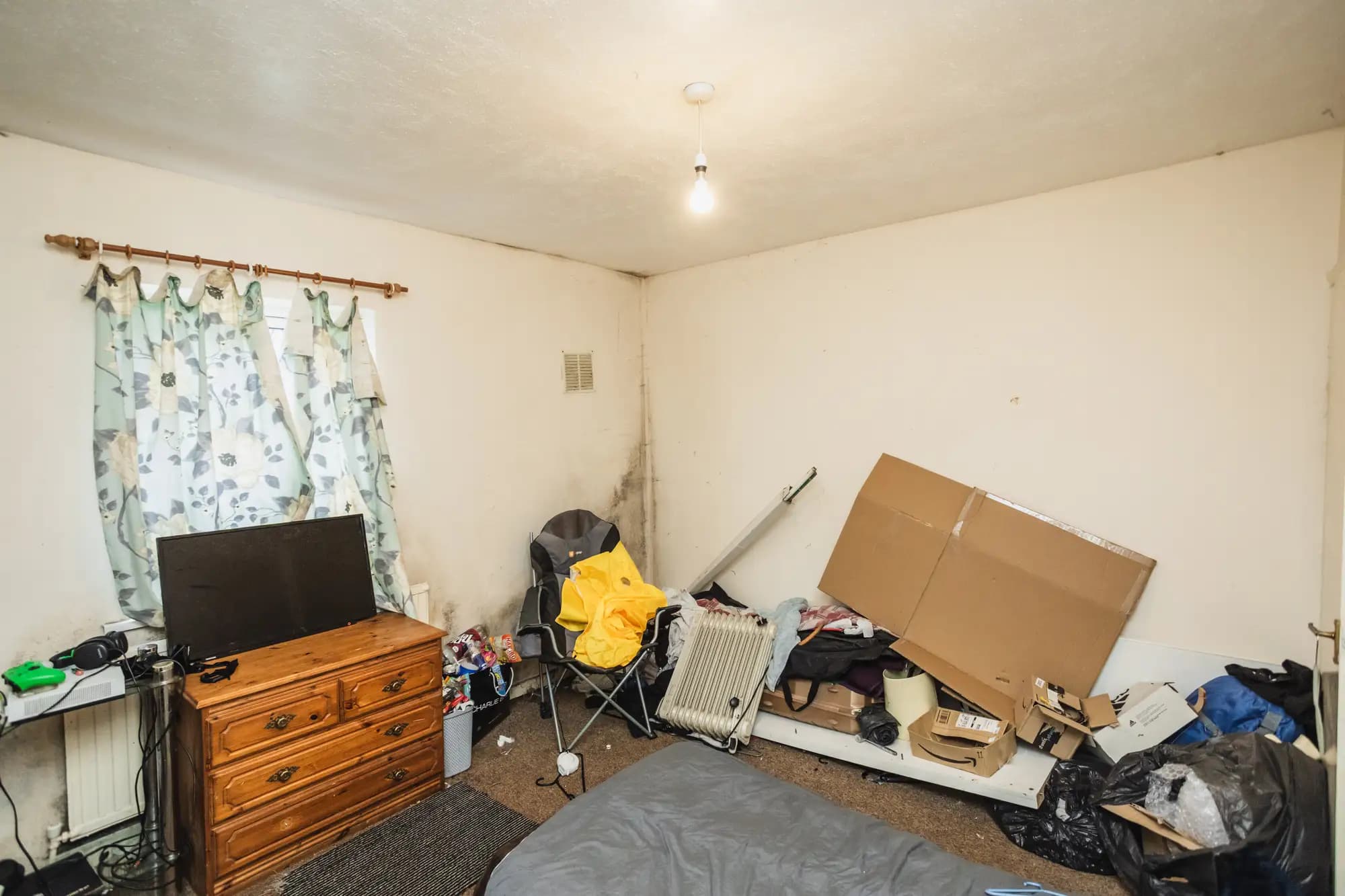 property photo 9 of 14