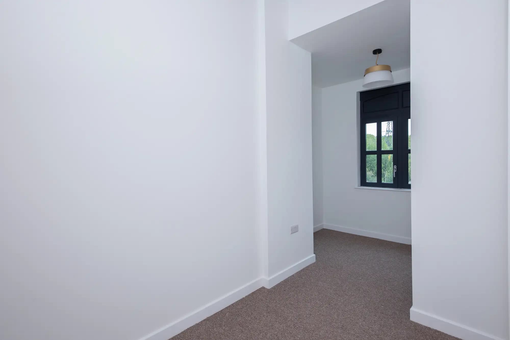property photo 15 of 28