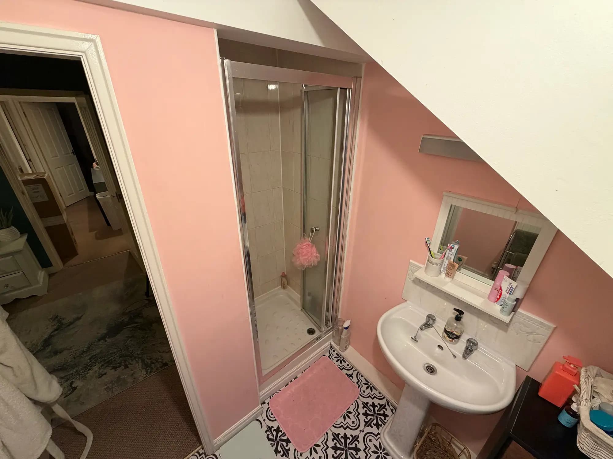 property photo 17 of 39