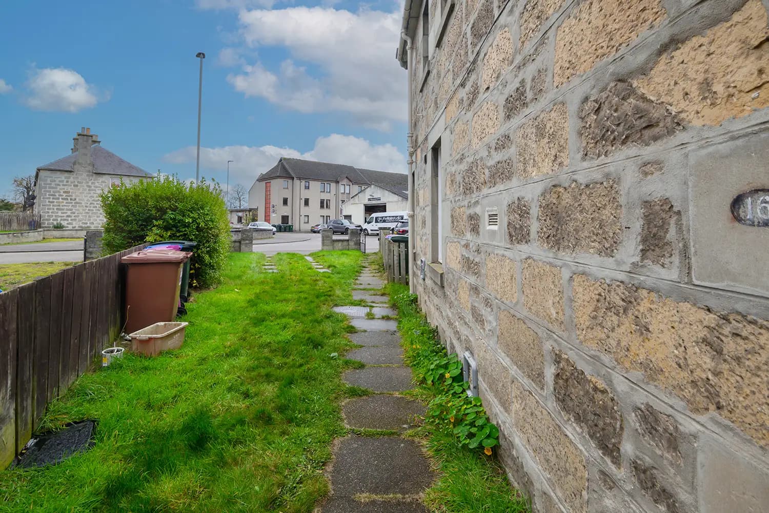 property photo 17 of 19