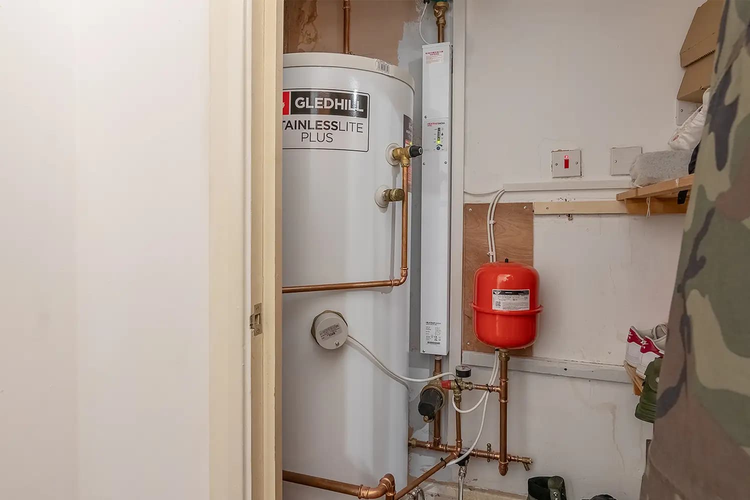 property photo 23 of 28