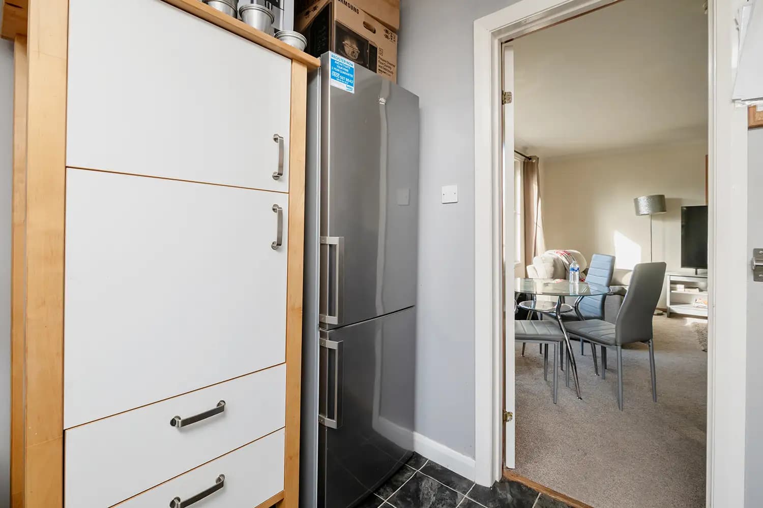 property photo 6 of 16