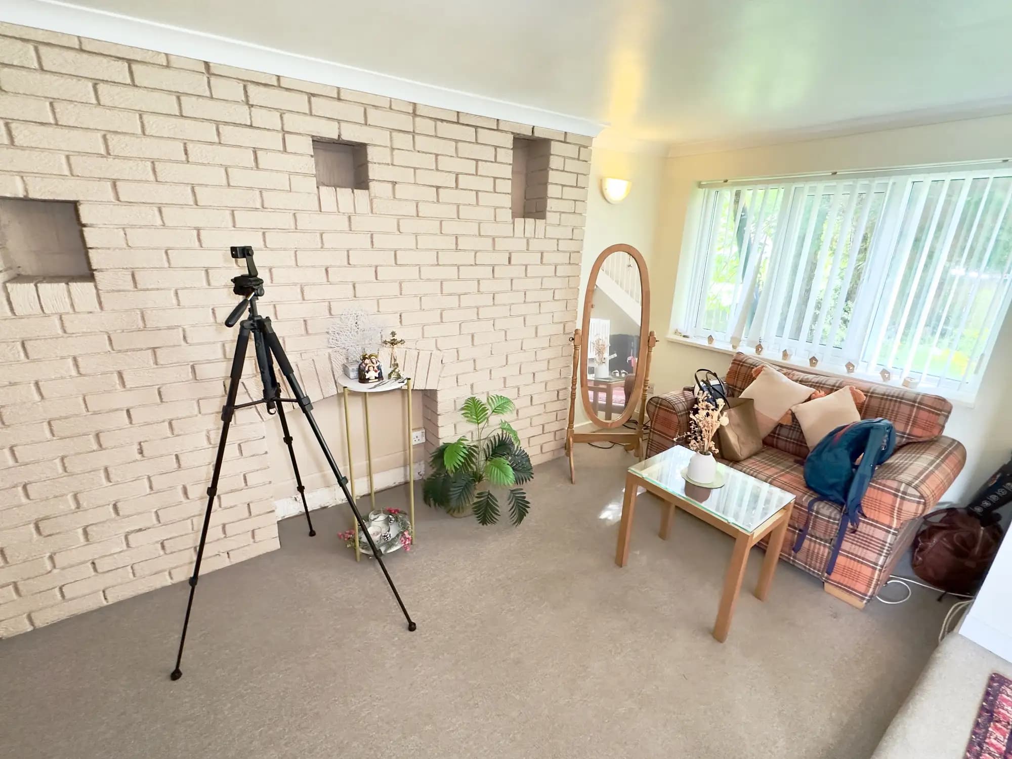 property photo 4 of 16