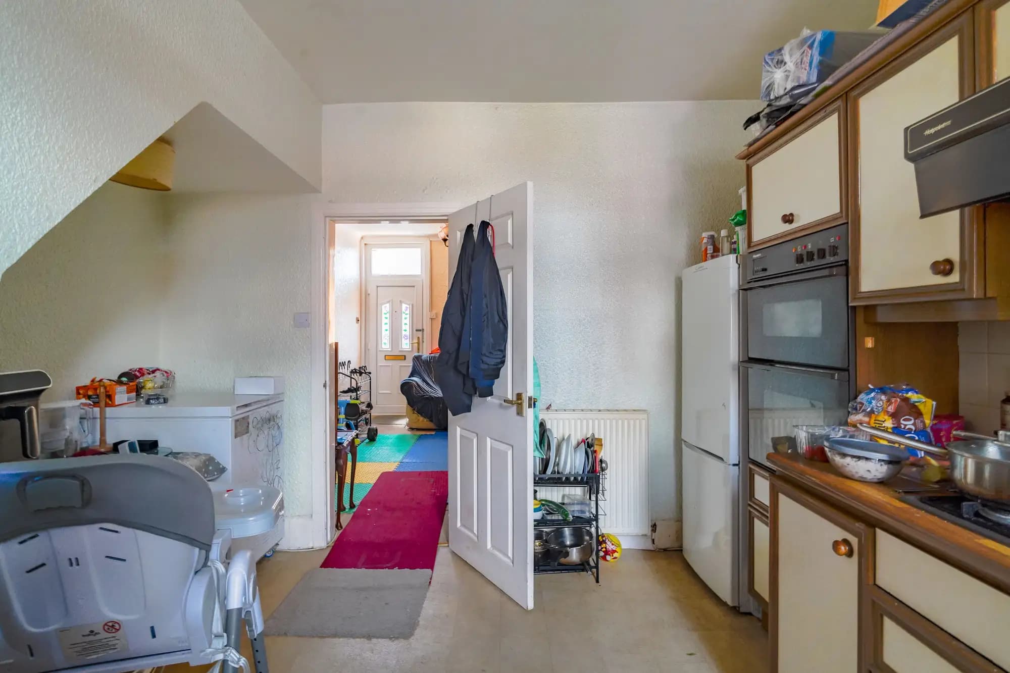 property photo 5 of 14
