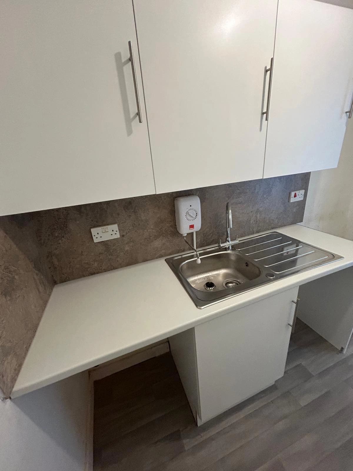 property photo 6 of 58