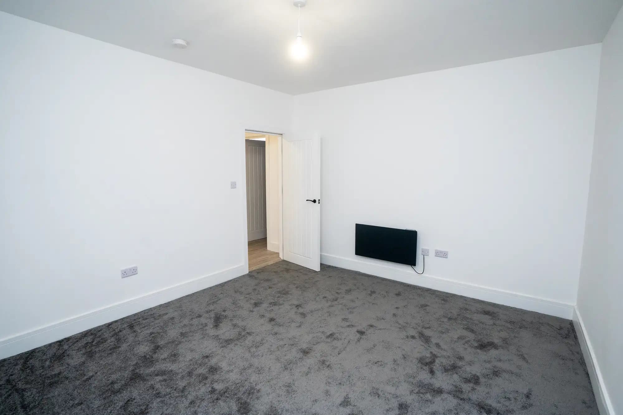 property photo 12 of 20