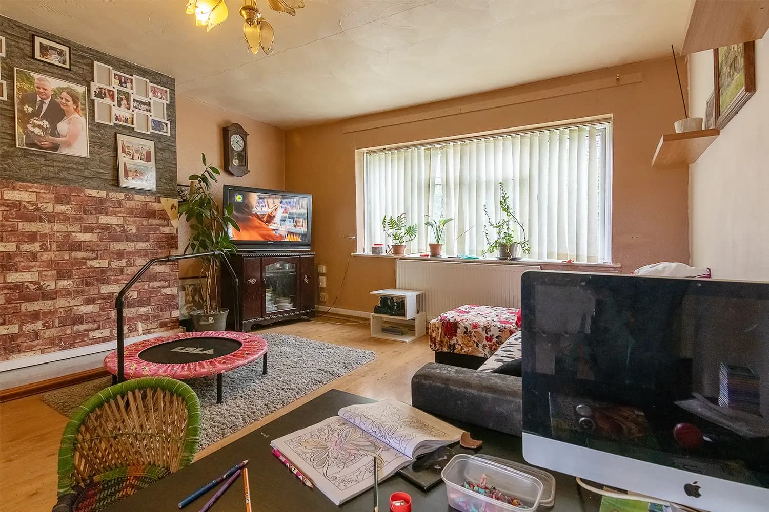 property photo 6 of 27