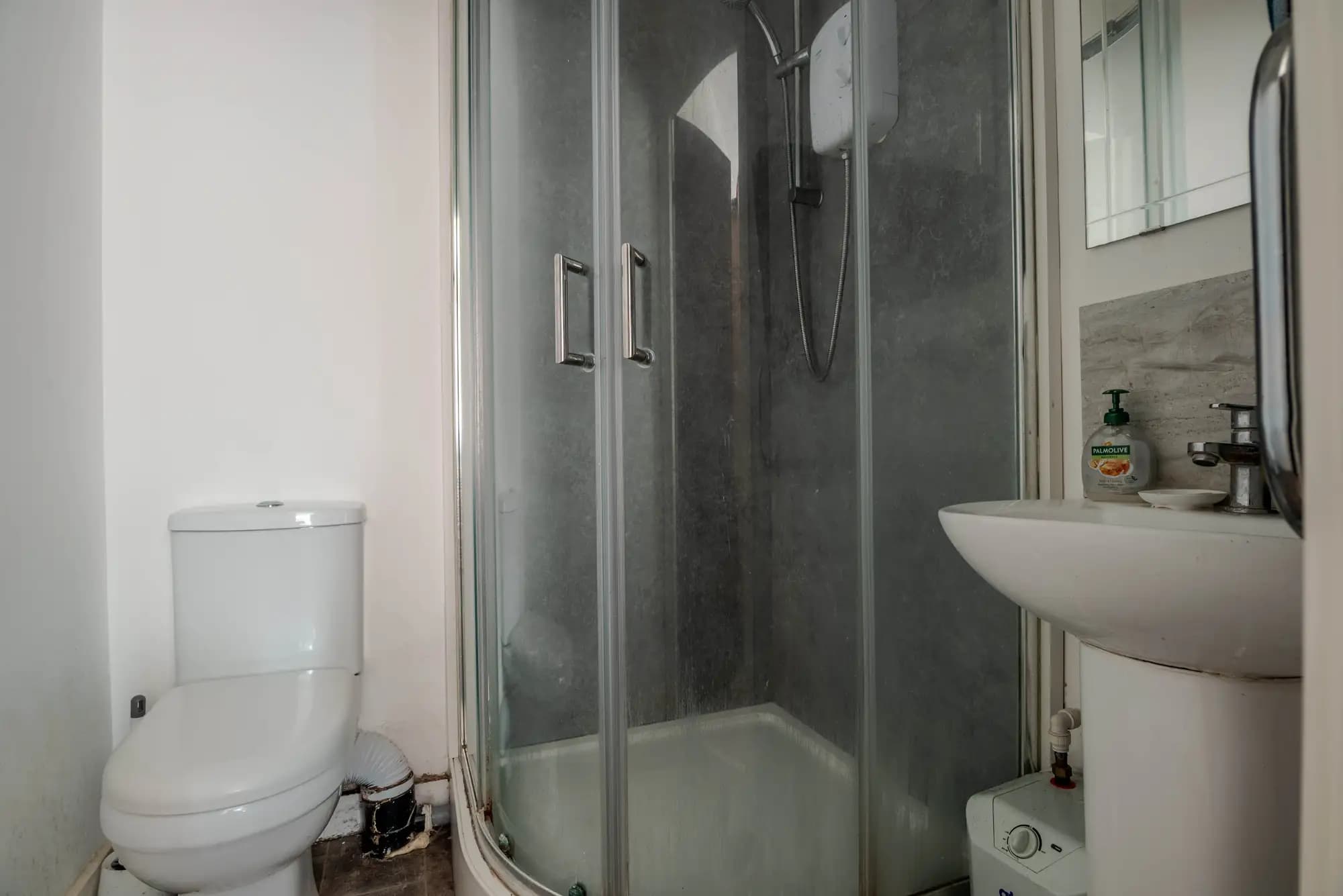 property photo 8 of 49