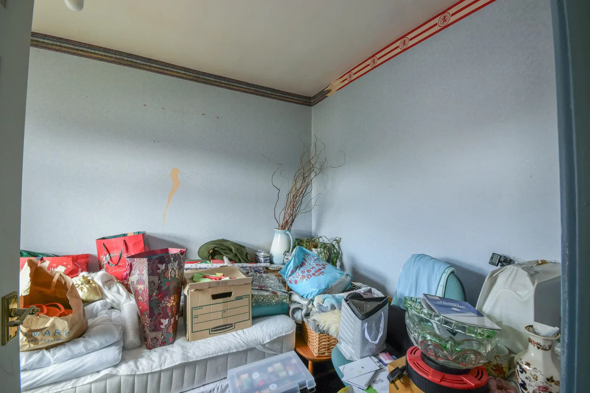 property photo 12 of 15