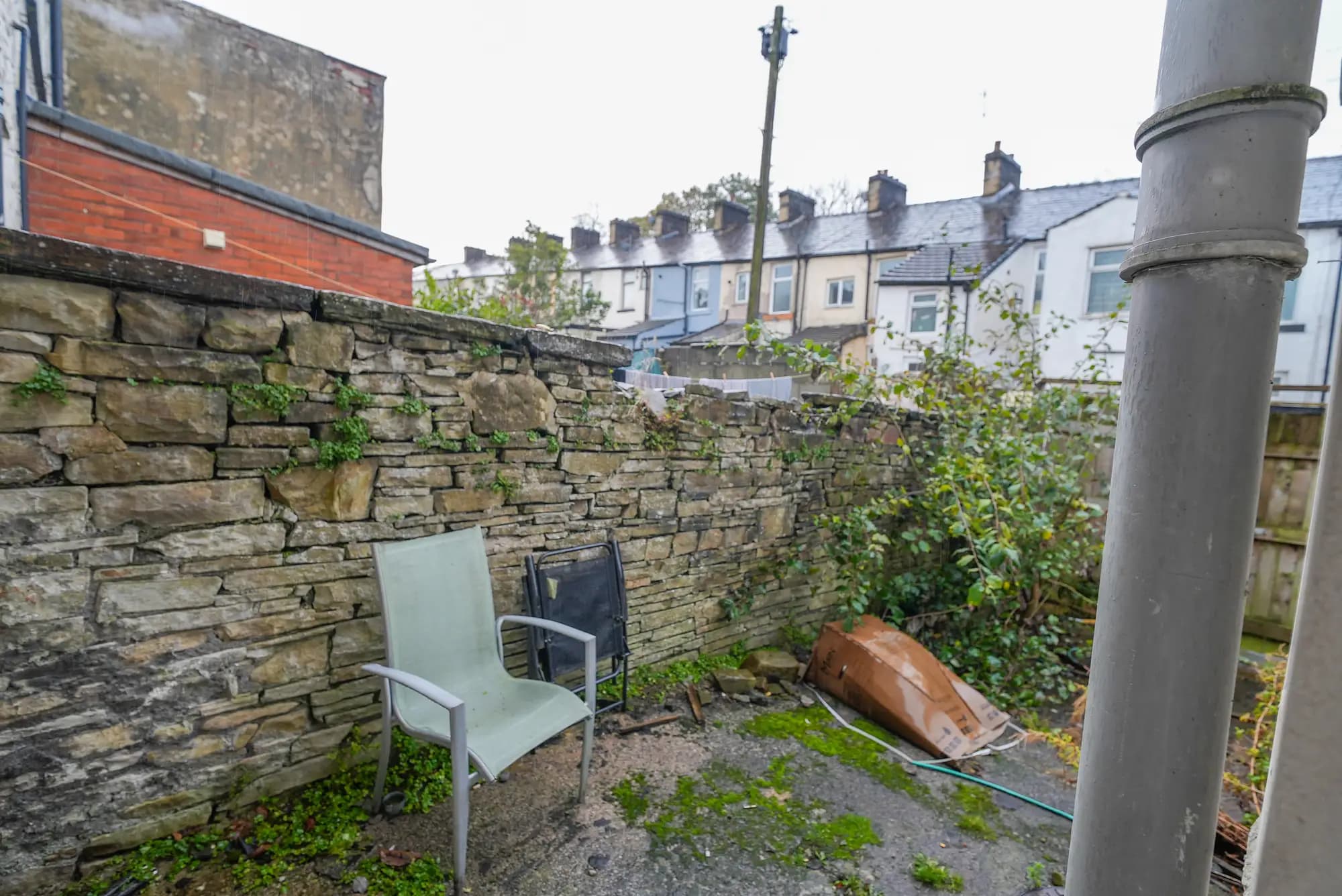 property photo 25 of 27