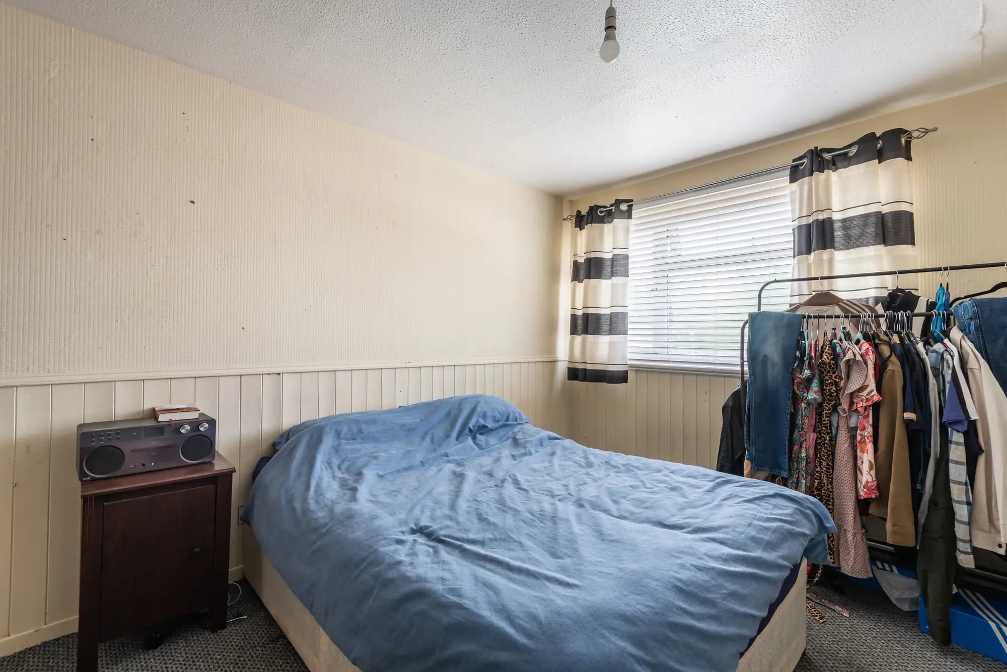 property photo 17 of 27
