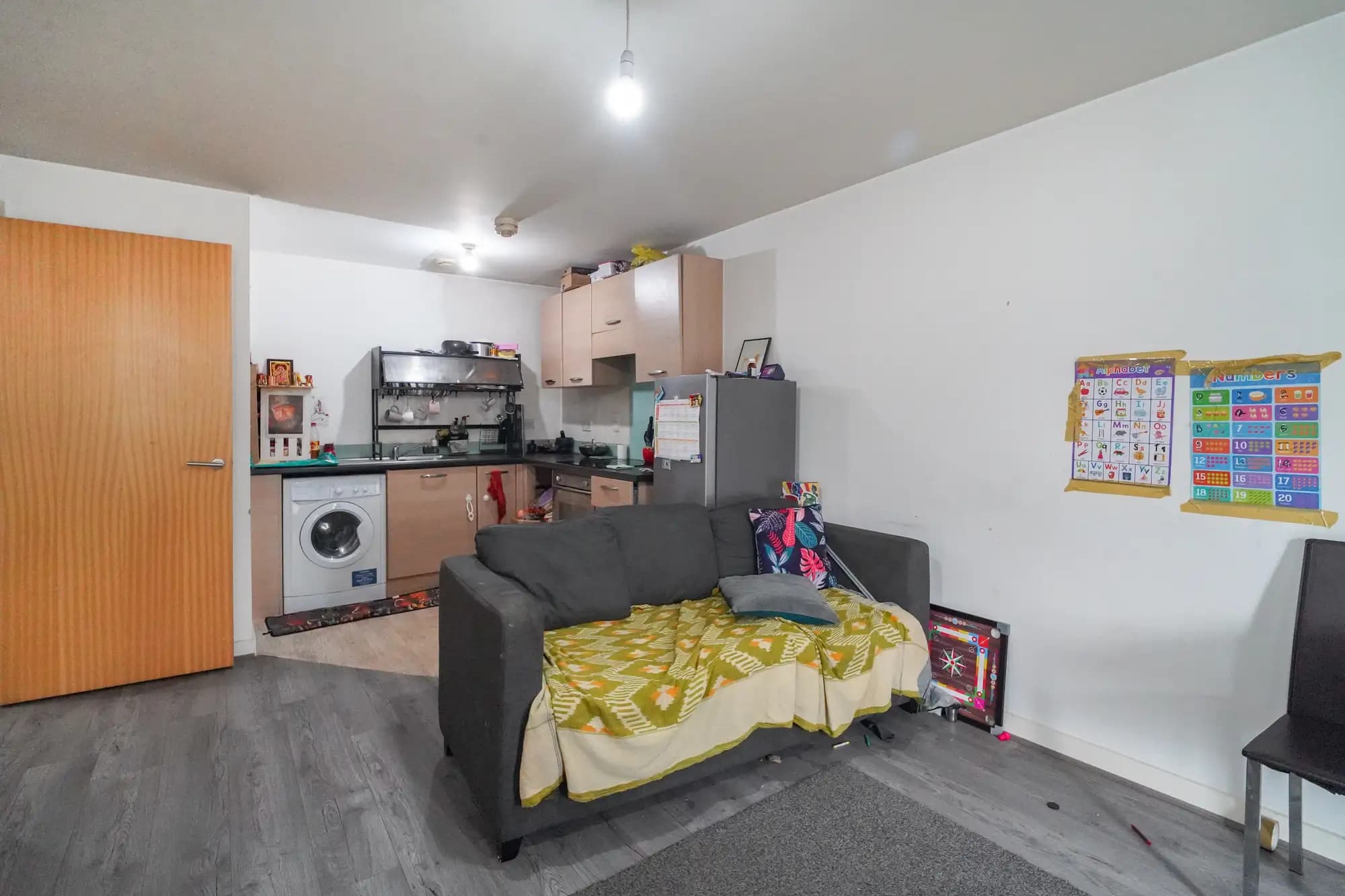 property photo 6 of 20