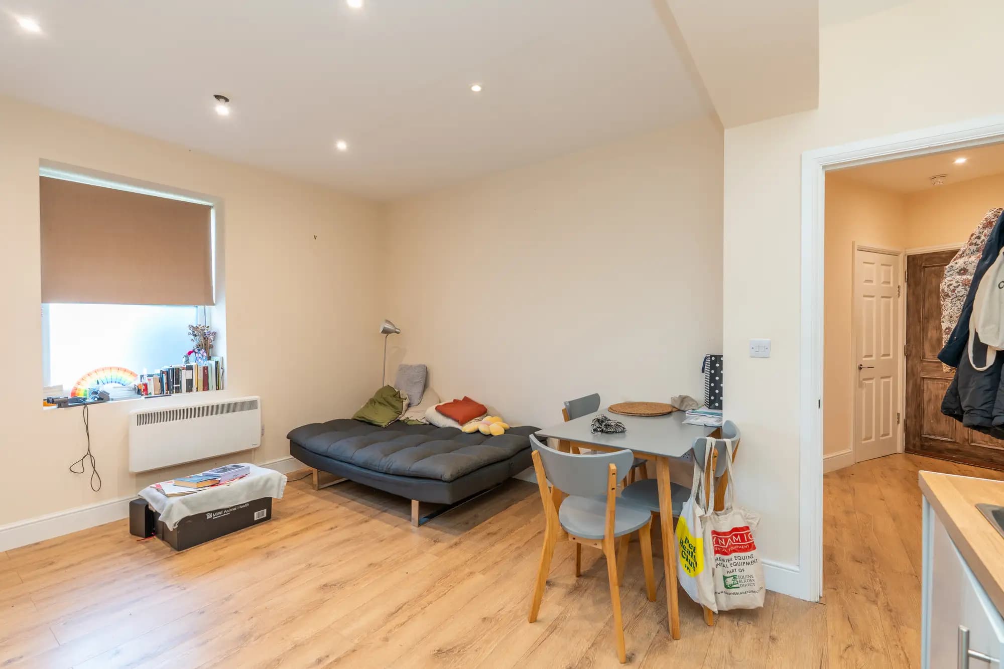 property photo 9 of 54