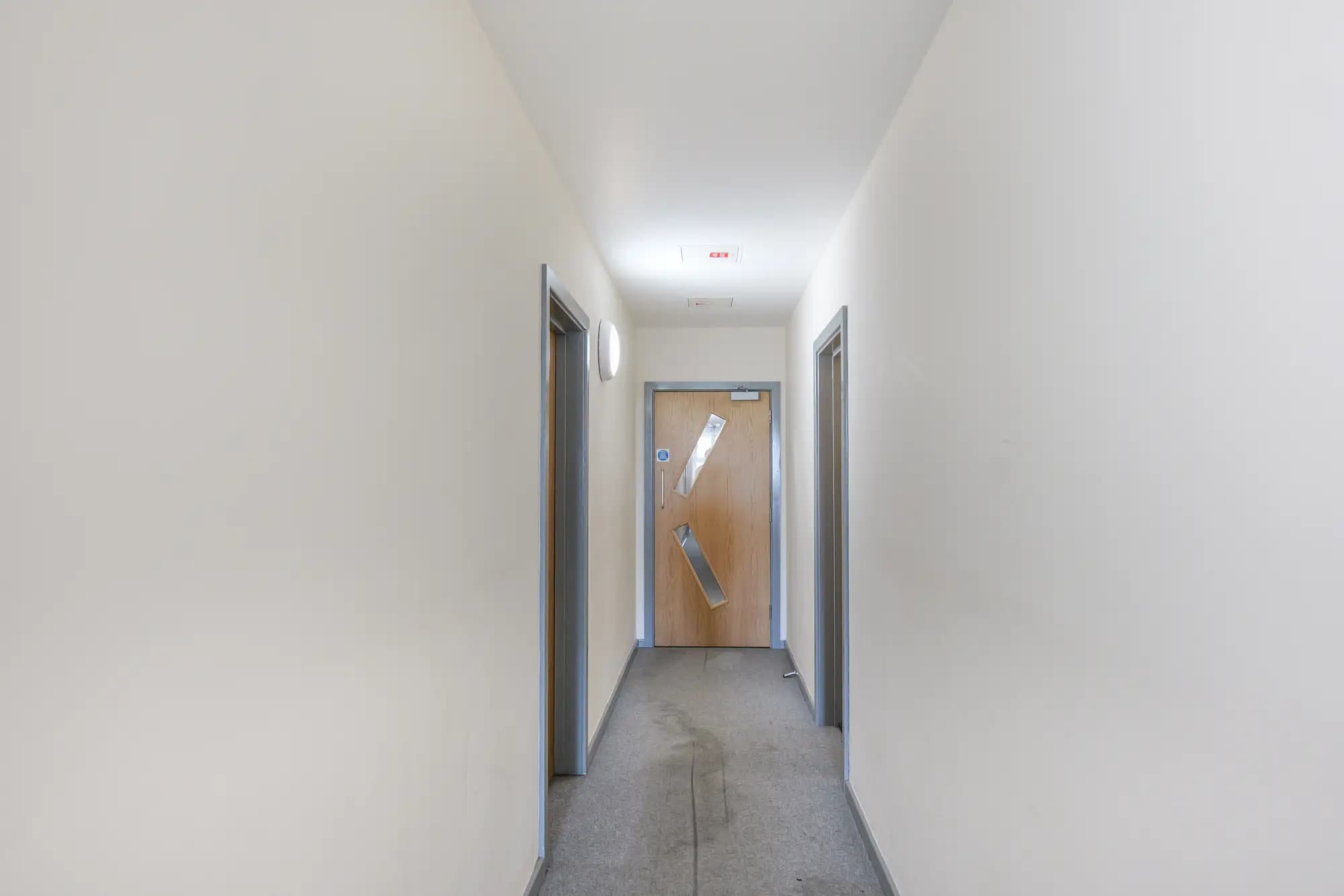 property photo 12 of 17