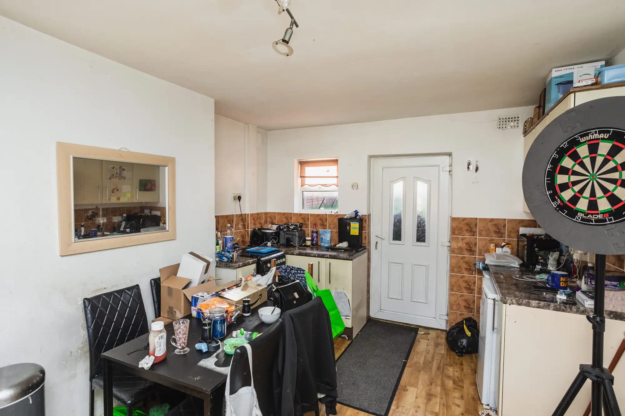 property photo 7 of 18